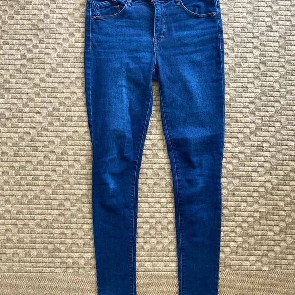 Wit and Wisdom Absolution Skinny Jeans 2 - Picture 2 of 5